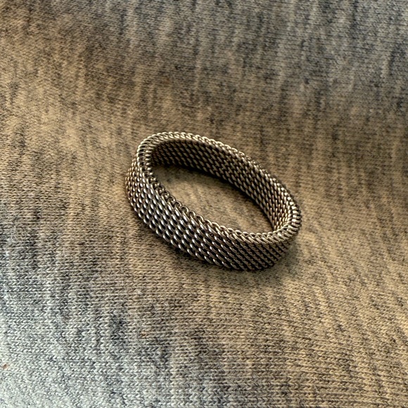 Silver Mesh Ring - Picture 4 of 5